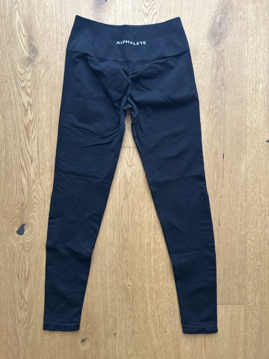 Alphalete Leggings: alphalete amplify leggings – Usato da Hindelbank venduto da ginamarisa 1