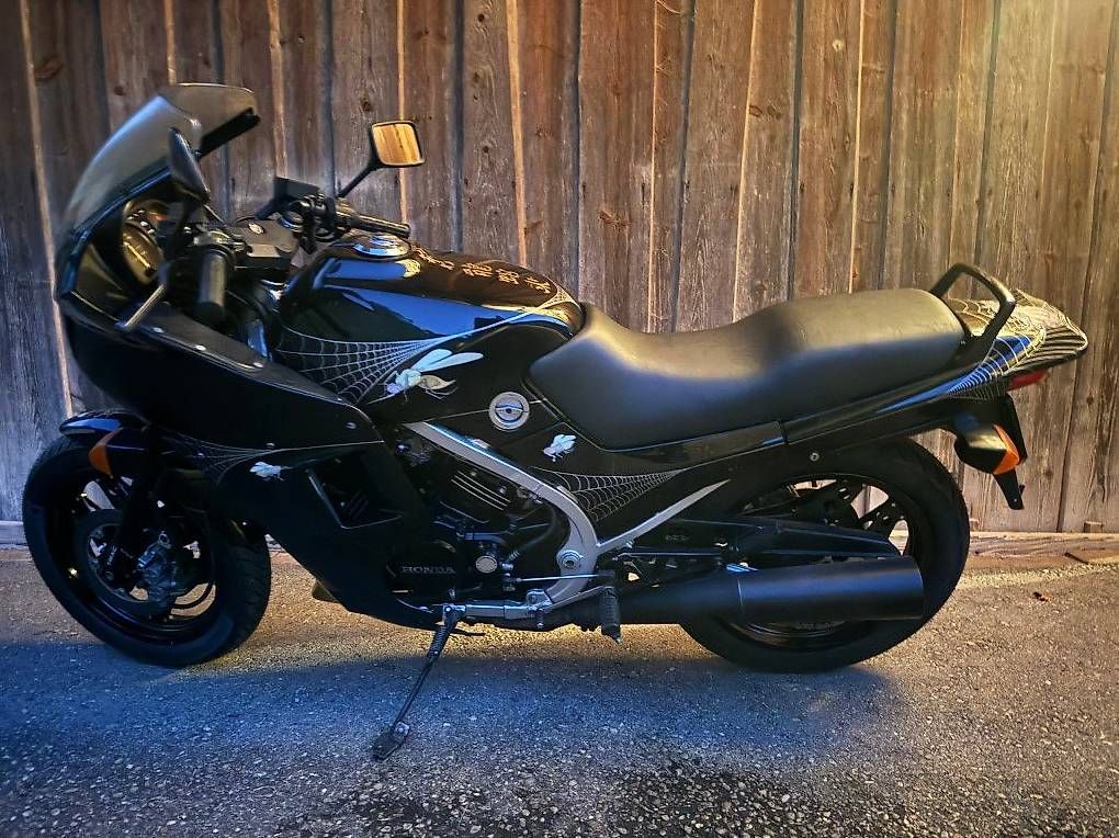 Honda Strada: Honda VF 500 – Usato da Dietfurt venduto da MotoramaDietfurt