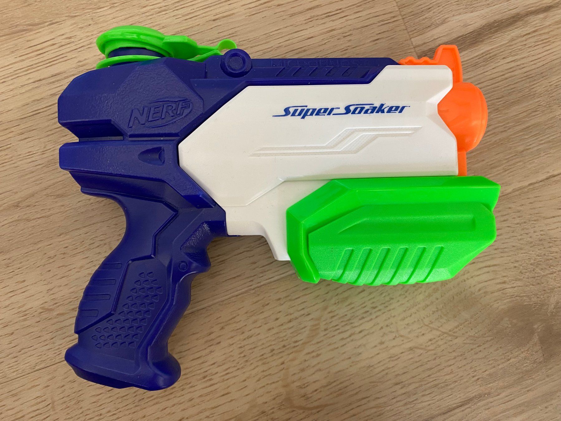 Nerf Jouets: Nerf Super Soaker + Nerf Elite Triad EX-3 Set – D'occasion à Wetzikon ZH par BackToRetro 2