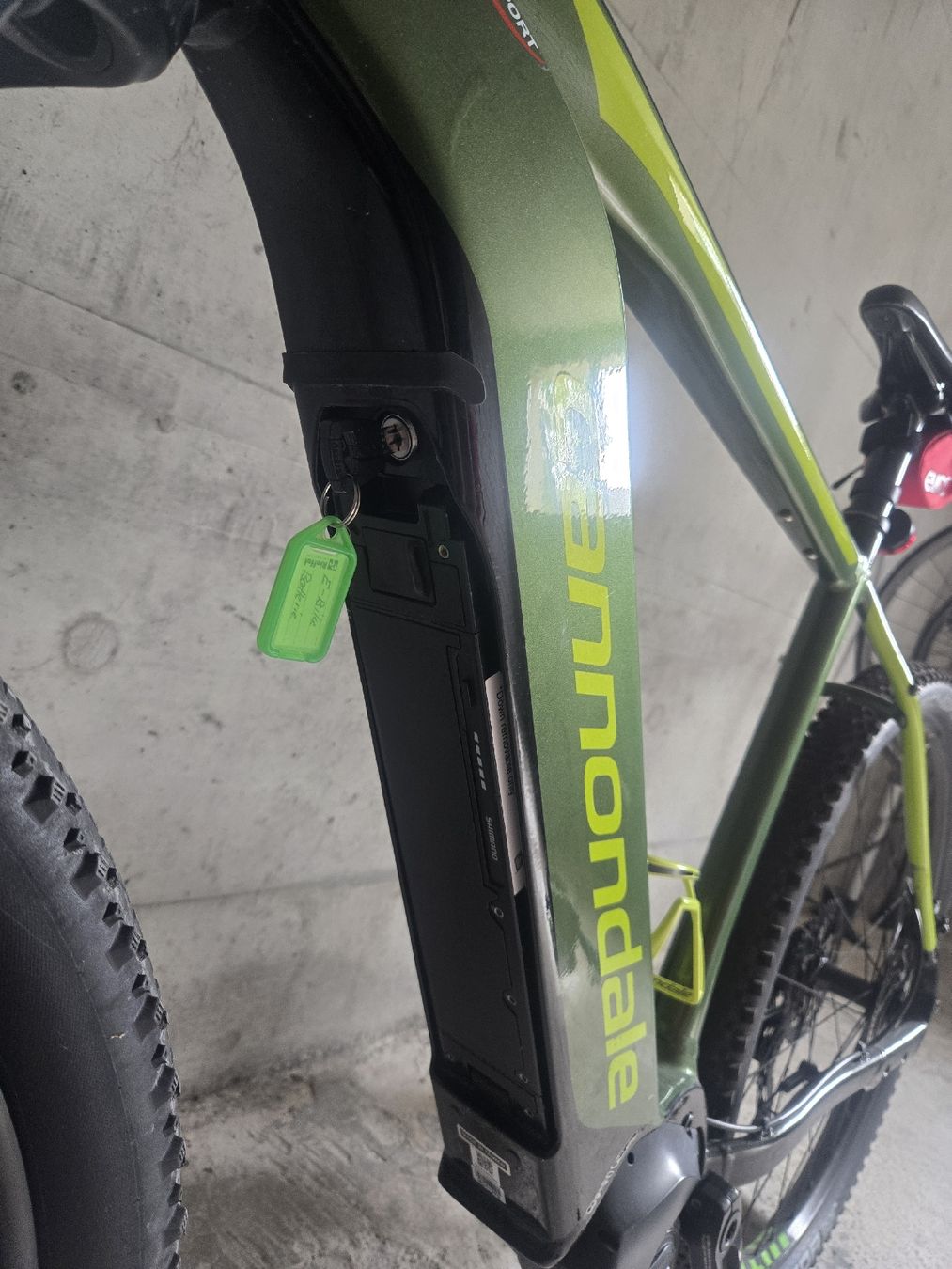 Cannondale Vélos: Cannondale E- Bike – D'occasion à Schüpfen par beff666 4