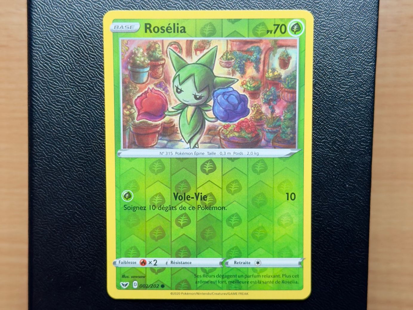 Pokémon Carte collezionabili: Rosélia Reverse (002/202) - Épée et Bouclier - SSH FR - EB01 – Usato da Chézard-St-Martin venduto da Kro_Cards