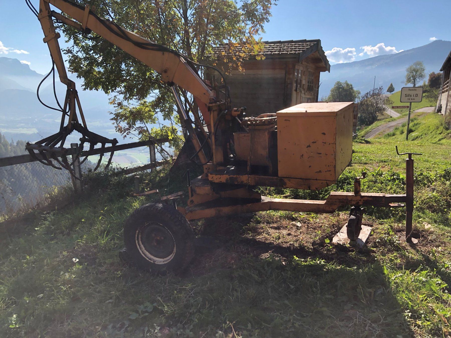 Kräne: Mistkran mit Aufbaumotor Basco – Gebraucht aus Scheid von fleggi
