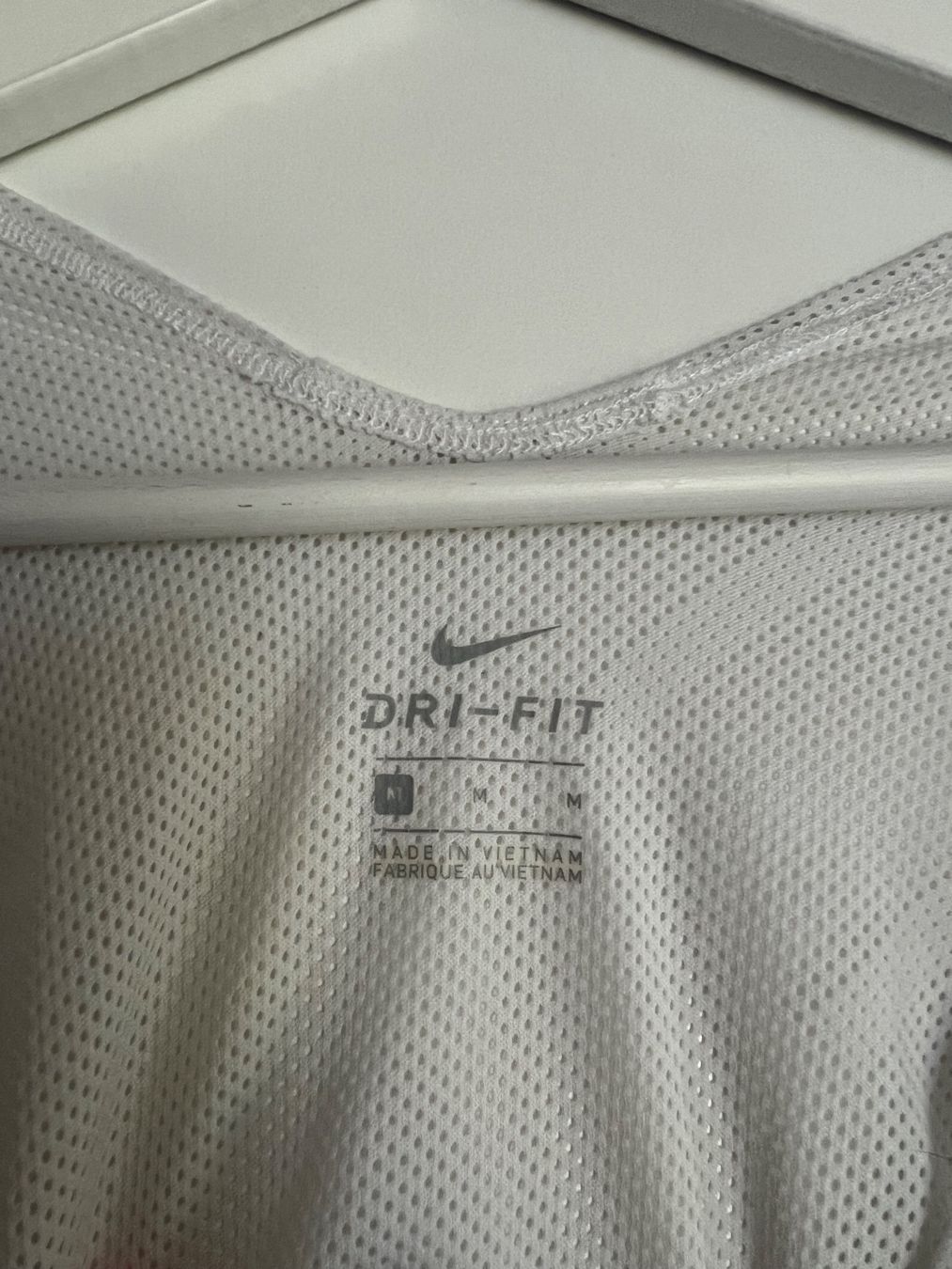 Nike T-shirt: Nike Air Sportshirt – Usato da Wil / ZH venduto da Fellow16 2