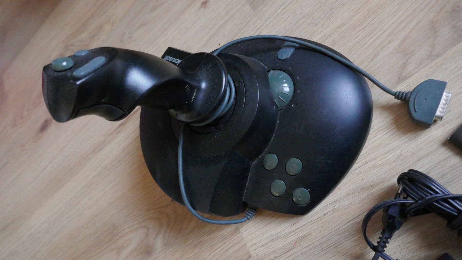 Microsoft Manettes: Microsoft SideWinder mit Force Feedback – D'occasion à Wenslingen par FairlightCMI 4
