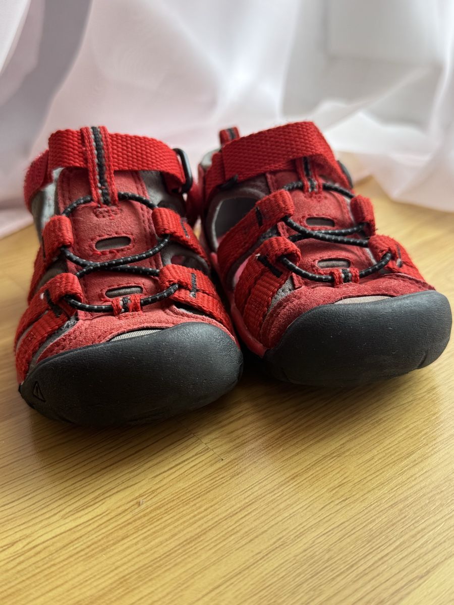 Keen Schuhe für Jungen: Kindersandalen, Grösse 23 – Gebraucht aus Zuchwil von AleskaS 2