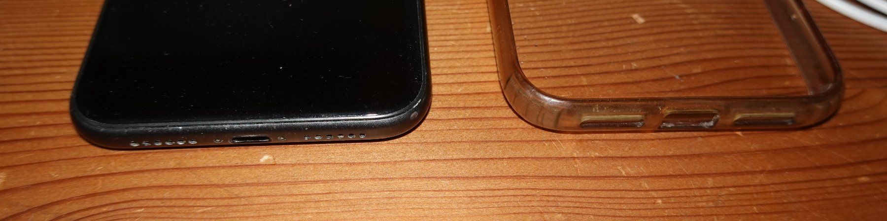 Apple Handys / Smartphones: Iphone 11 (64Gb) – Gebraucht aus St. Gallen von bruenig0m 1
