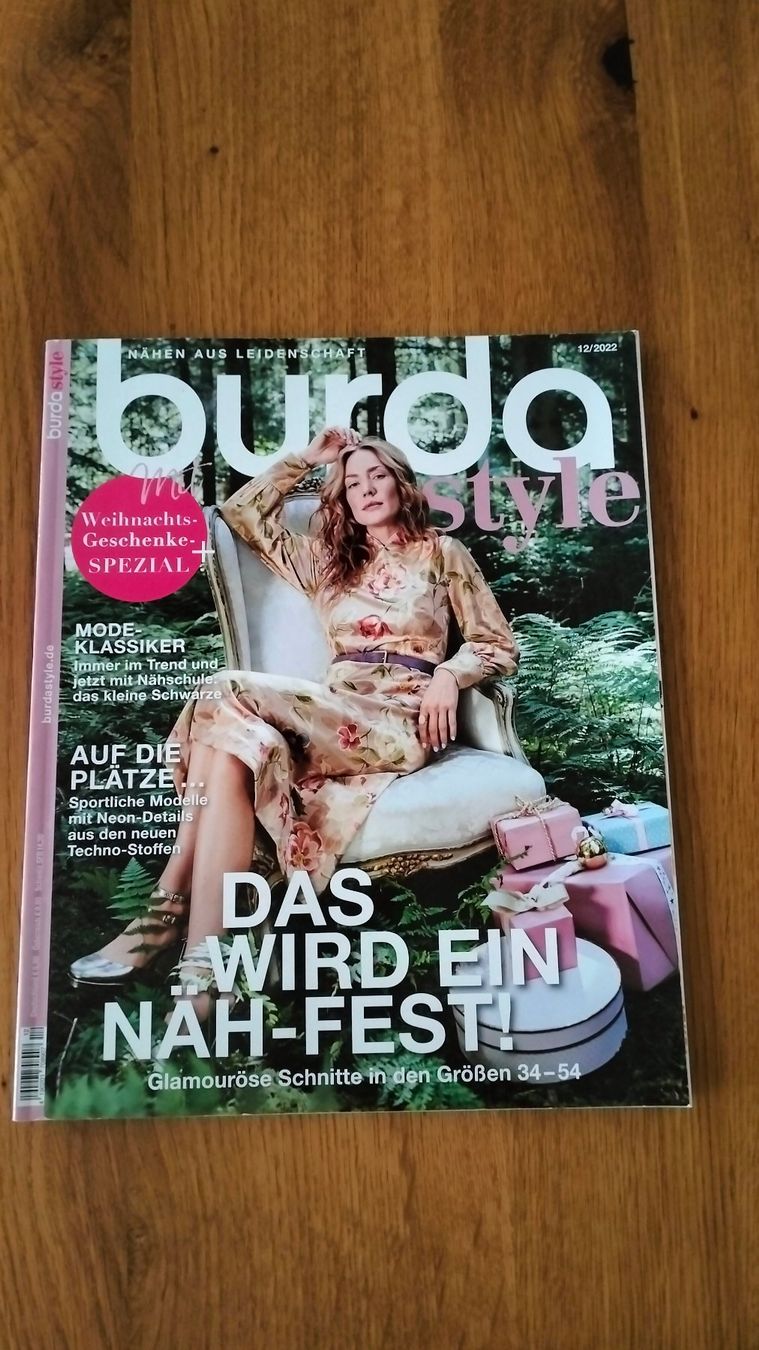 Riviste & Magazine: Burda style 12/ 2022 – Usato da Neuendorf venduto da Winter02