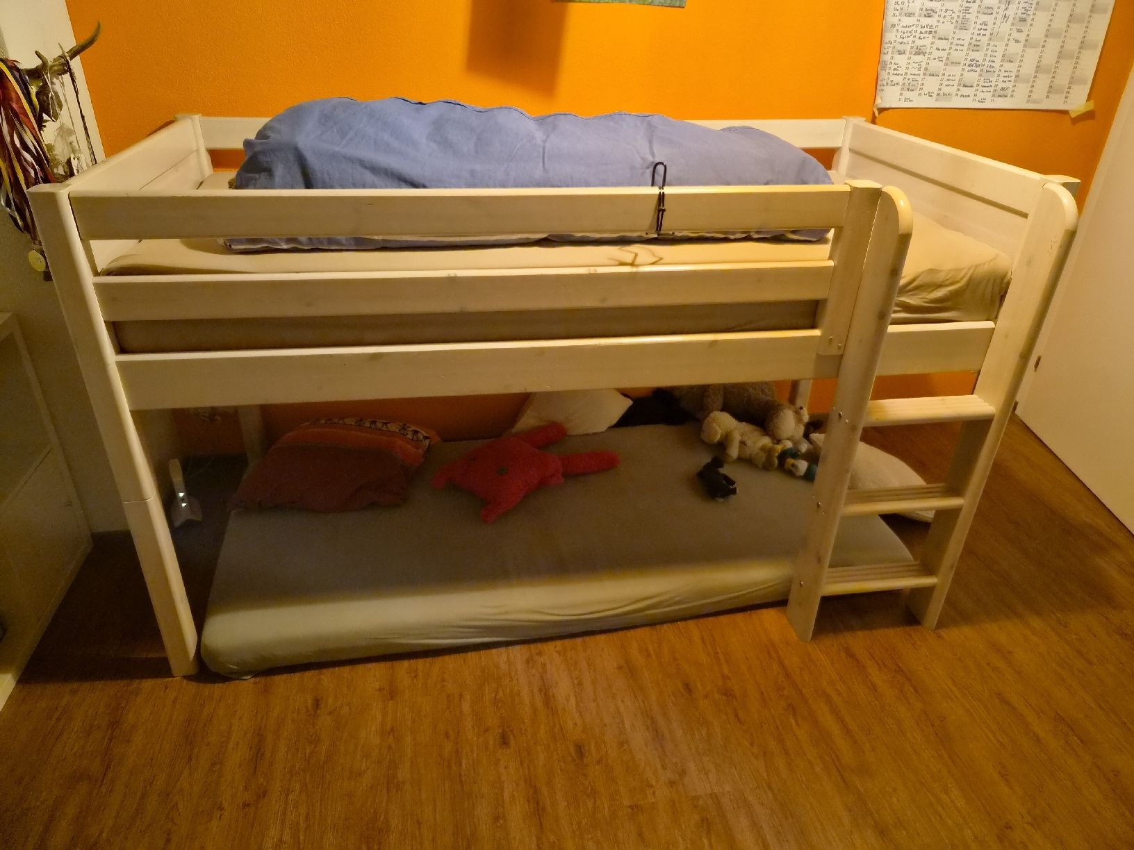 Betten: Flexa Hochbett mit Leiter – Gebraucht aus Hergiswil NW von Regpi