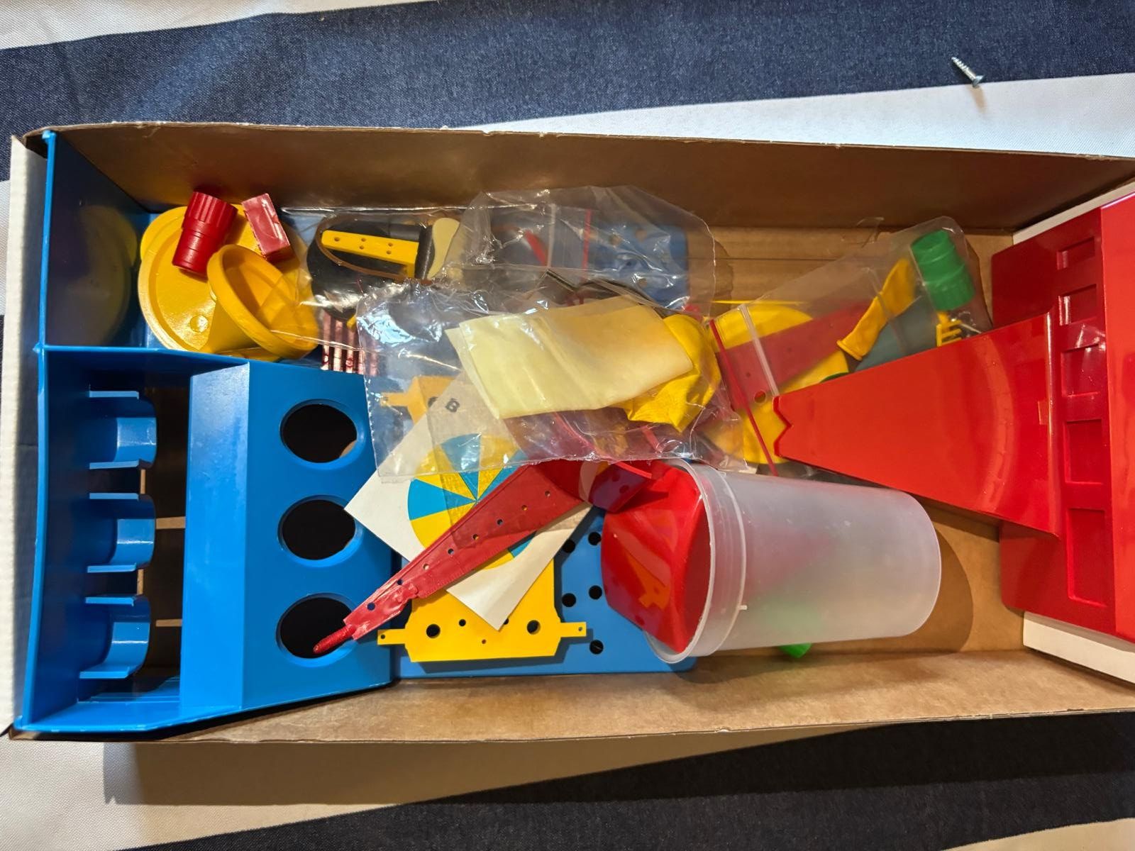 Jeux de construction: Experiments in Physics – D'occasion à Naters par zub_zrz8 5