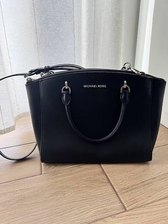 Michael Kors borsa