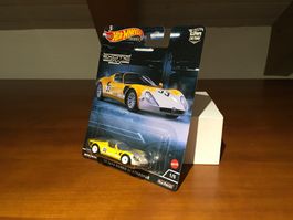 69’ Alfa Romeo 33 Stradale 1/64 Hot Wheels Real Riders