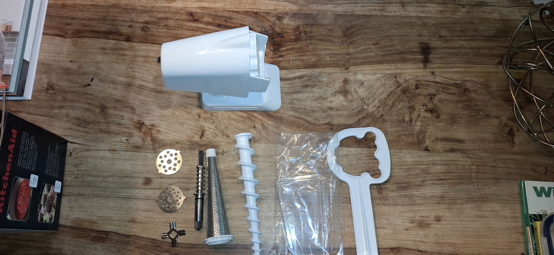 Kitchenaid Küchengeräte: KitchenAid Fleischwolf-Aufsatz, neuwertig! – Neu und originalverpackt aus Sennwald von bansiner 2