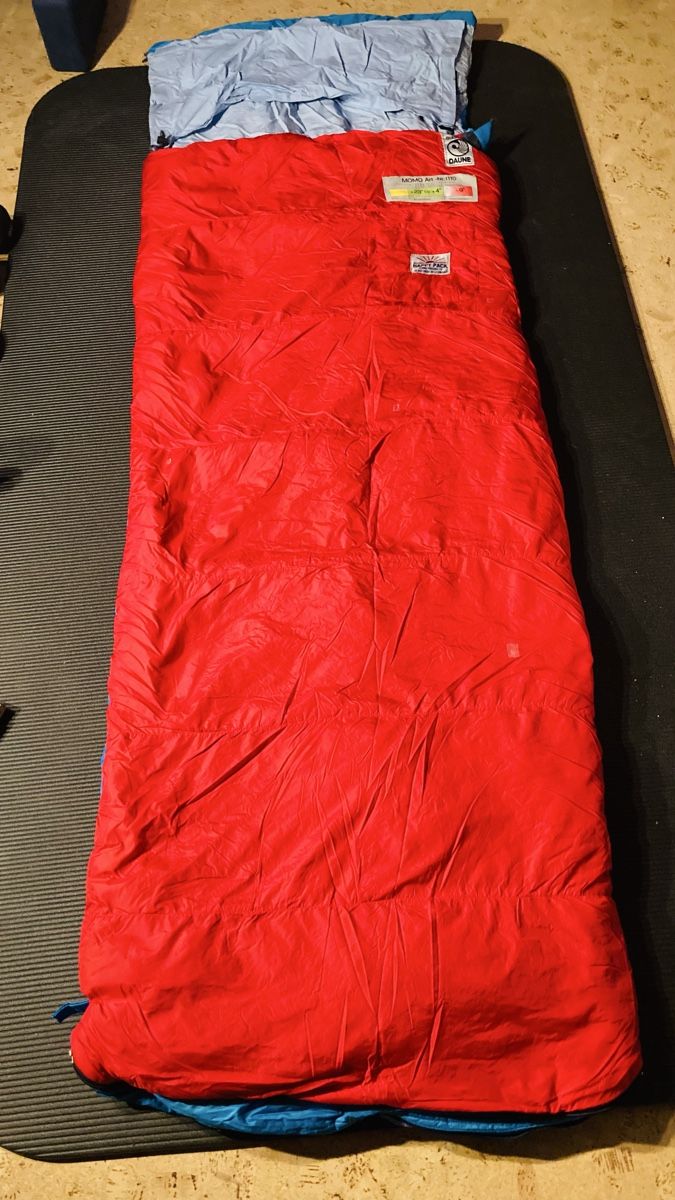 Sacchi a pelo: Schlafsack – Usato da Läufelfingen venduto da petit-nicola