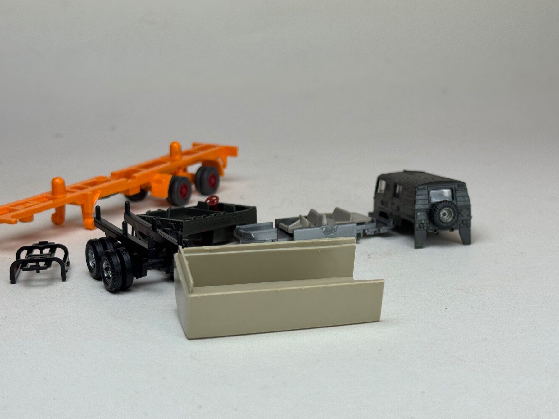 Wiking Modellini d'auto: Wiking und andere Bastelmodelle – Usato da Elm venduto da Wikmtz