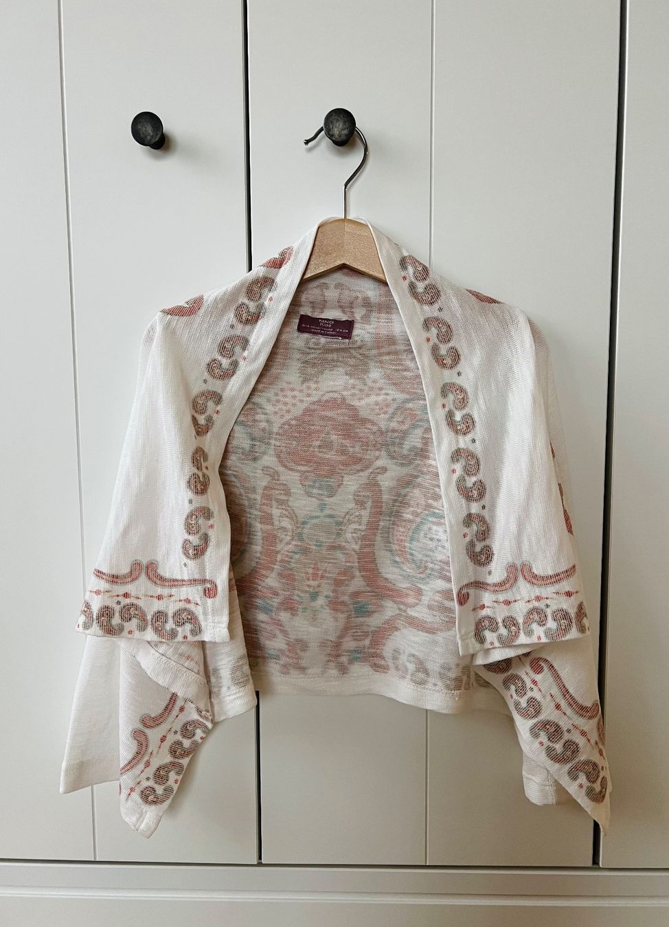 Mango Pullover & Sweatshirts: Strickjacke Mango 104 Weiss – Gebraucht aus Burgdorf von rulan 1
