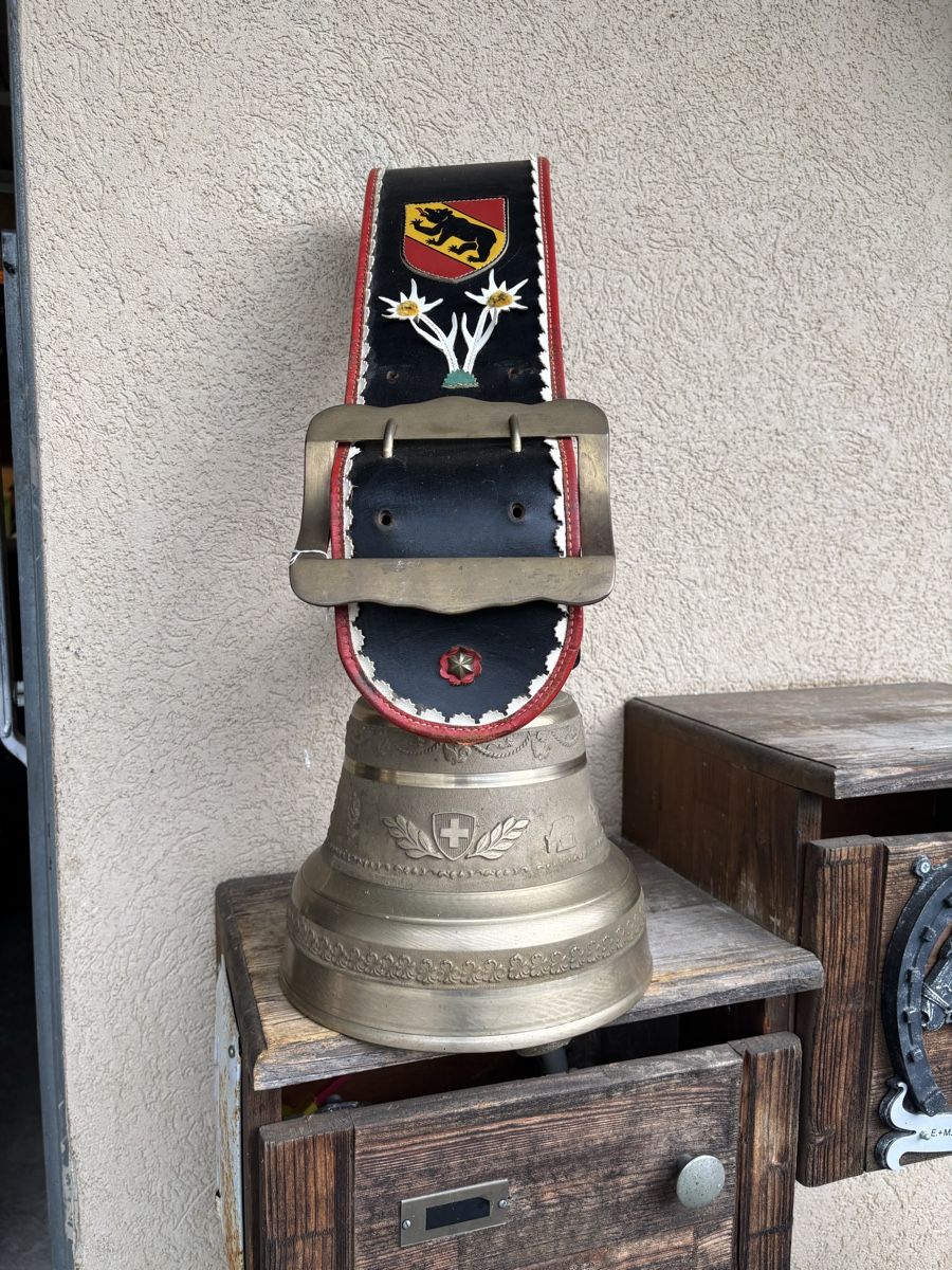 Glocken & Treicheln: Berger Überton Glocke – Gebraucht aus Schangnau von Roseggli82