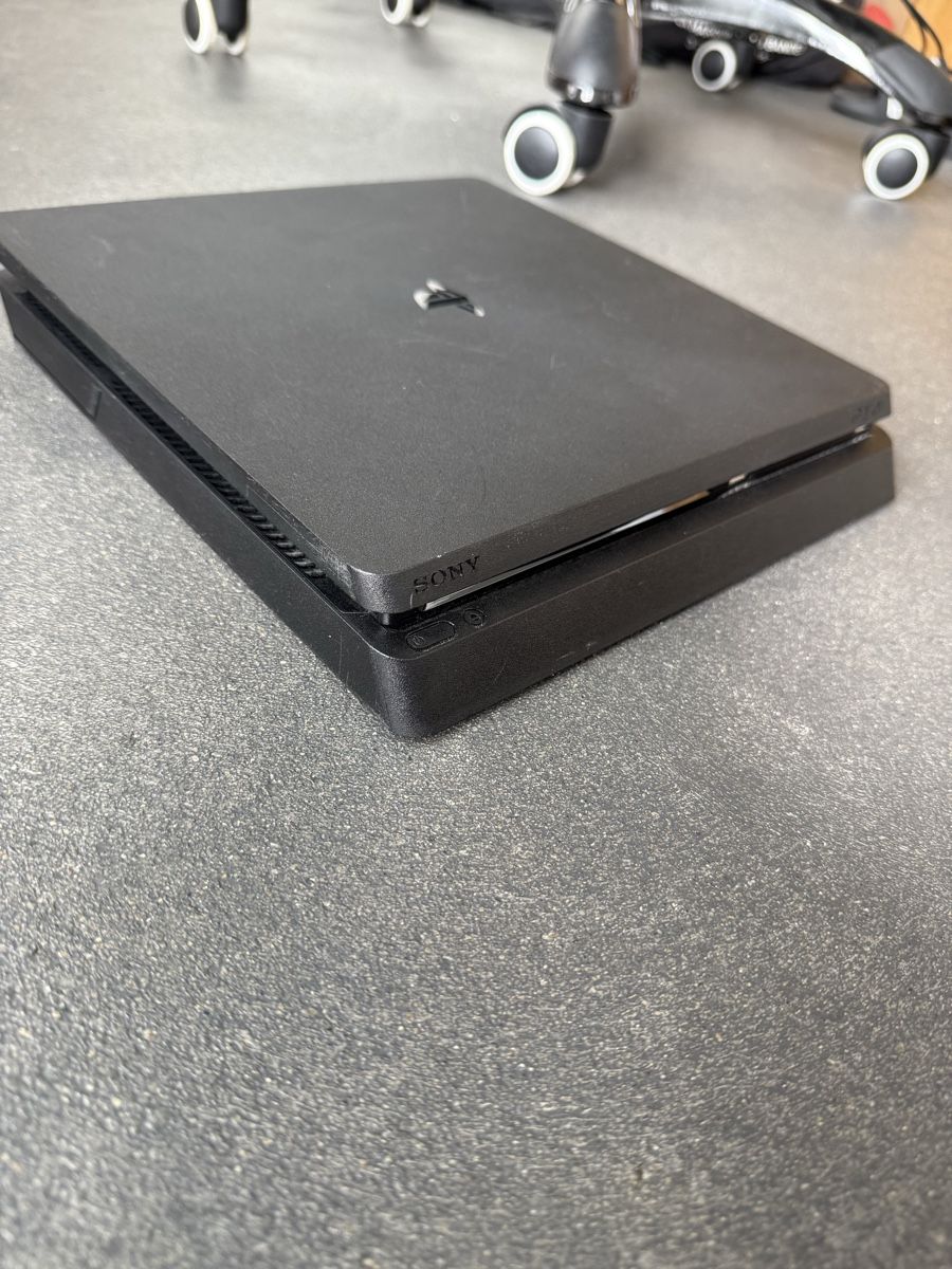 Sony Konsolen: Playstation 4 Slim 500GB+2TB&Controller – Gebraucht aus Zeihen von Levims 2