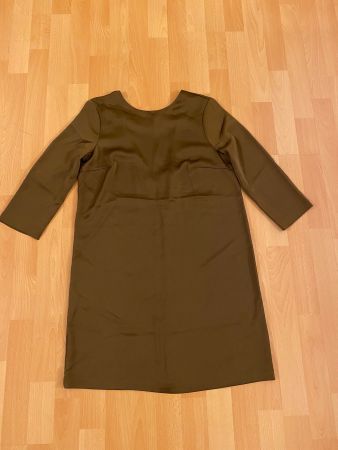 Kleid olive Gr 40 Neu