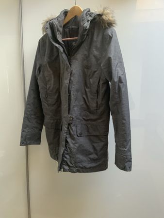 Jack Wolfskin Wintermantel Grau, Grösse M, Top Zustand!