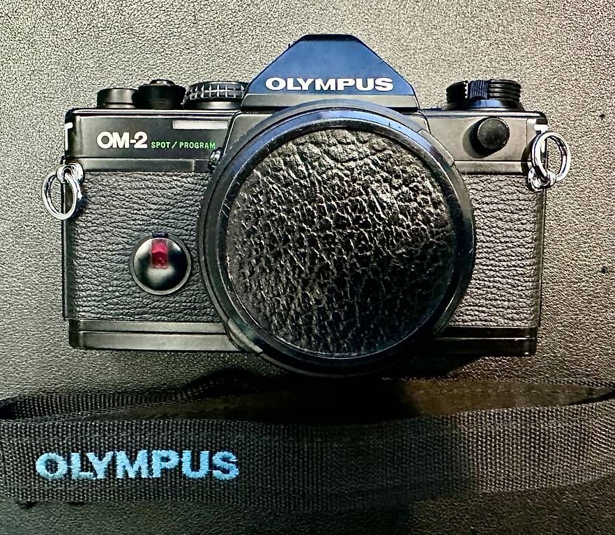 Olympus Fotocamera: Olympus OM-2 Spot / Program – Usato da Bulle venduto da SpeedprintArt 2