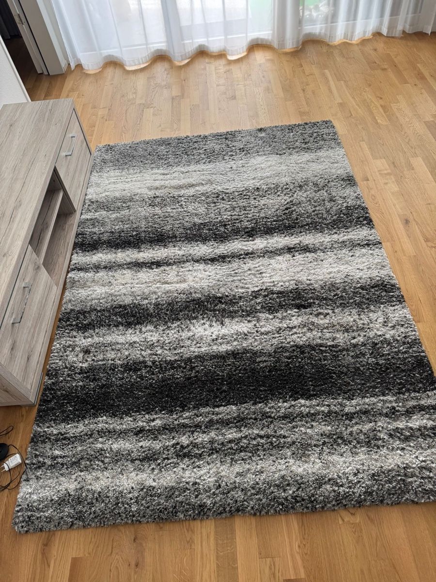 Tappeti: Moderner Teppich (Hochflor) Grau/Schwarz – Usato da Reinach BL venduto da NICI116