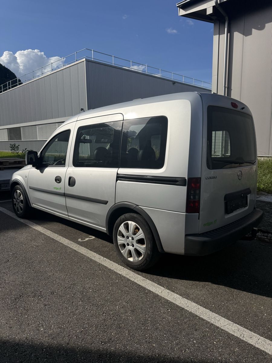Opel Automobili: Opel Combo LPG AB PLATZ DEFEKT  – Difettoso da Lüchingen venduto da chb_8mm8 5