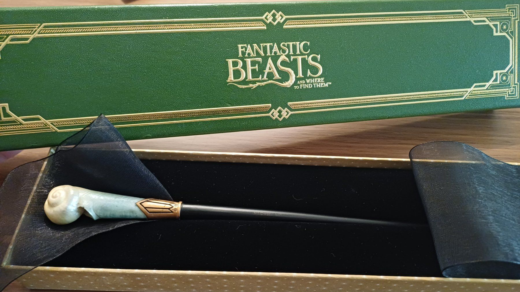 Statuette: Zauberstab Harry Potter / Fantastic Beasts mit Box – Nuovo e nell'imballaggio originale da Aarau venduto da DangerDanger