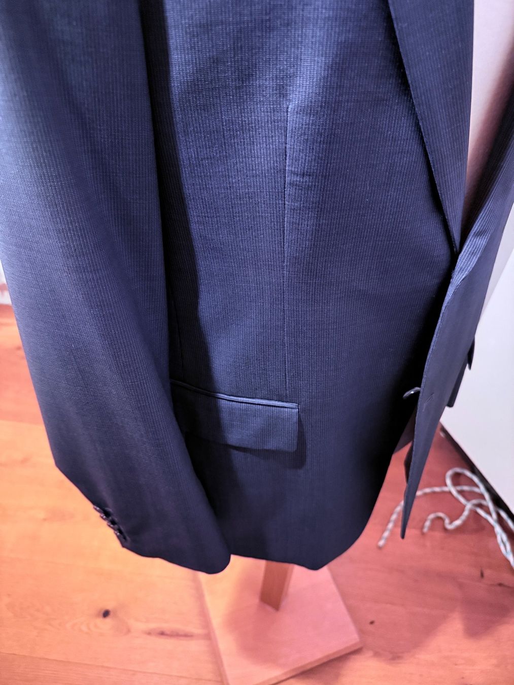 Giacche: Veston bleu 52 Hugo Boss – Usato da Le Cerneux-Veusil venduto da Maraud01 6