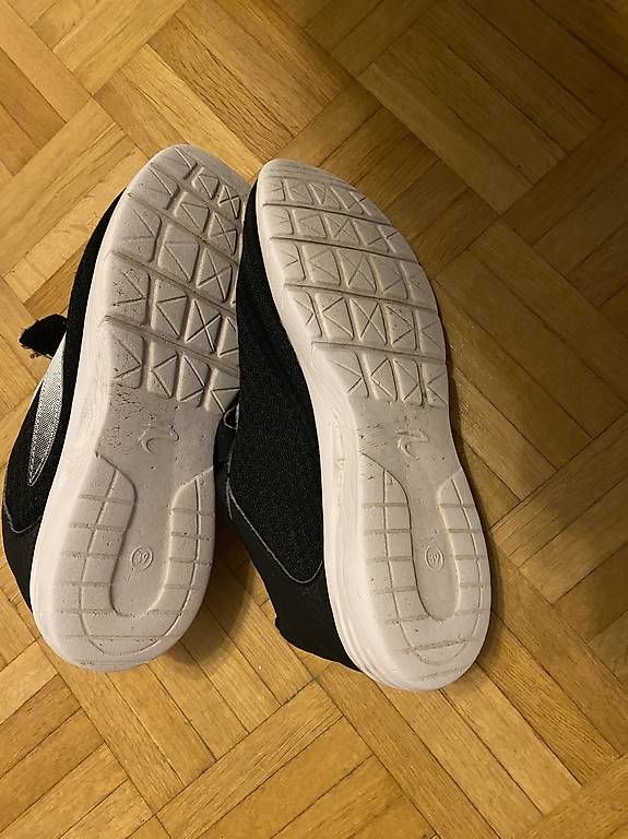 Scarpe da uomo: Sneakers Schuhe Gr. 39 – Usato da Emmen venduto da Aribini 2