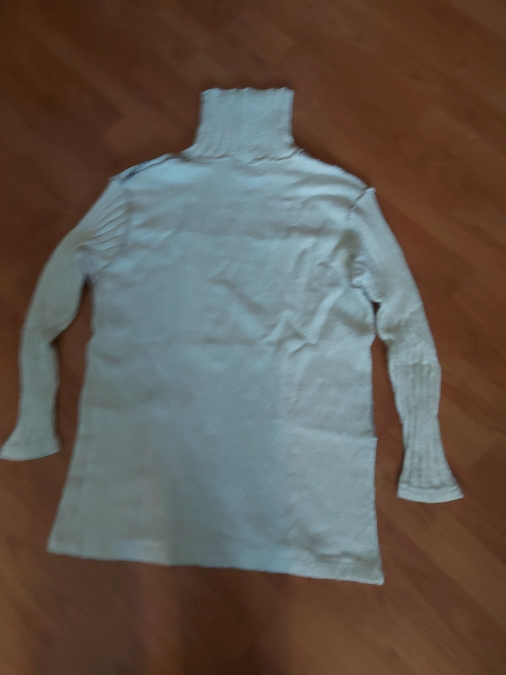 Pulls & Sweat-shirts: pull col roulé 36-38 – D'occasion à Bulle par momy 1