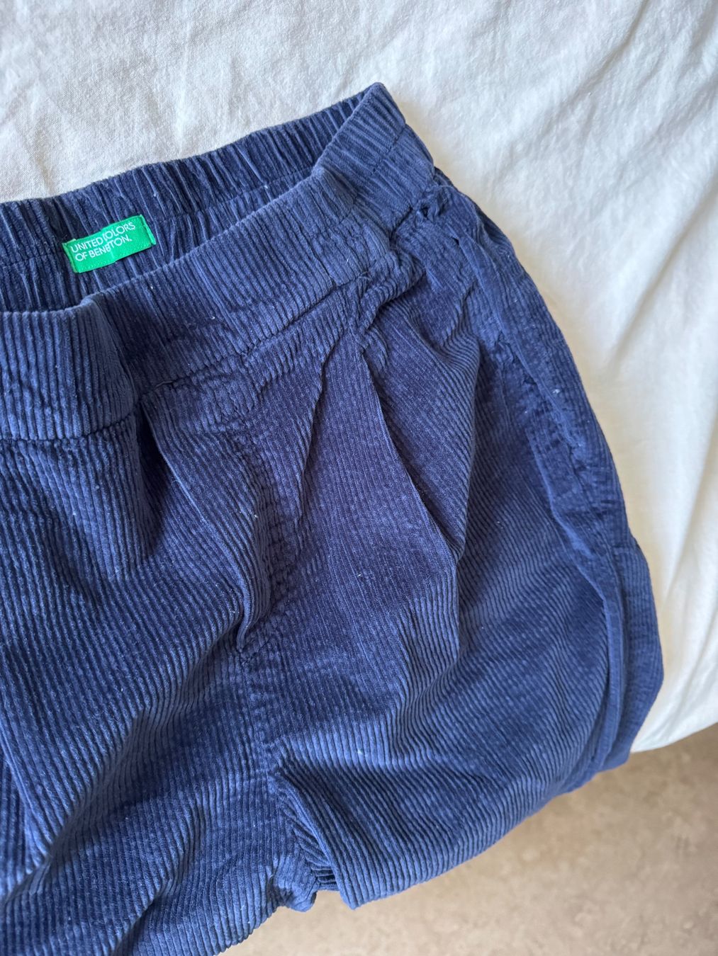 Benetton Pantaloni: Benetton cord hose Gr xs – Usato da Thun venduto da Iriska77 2