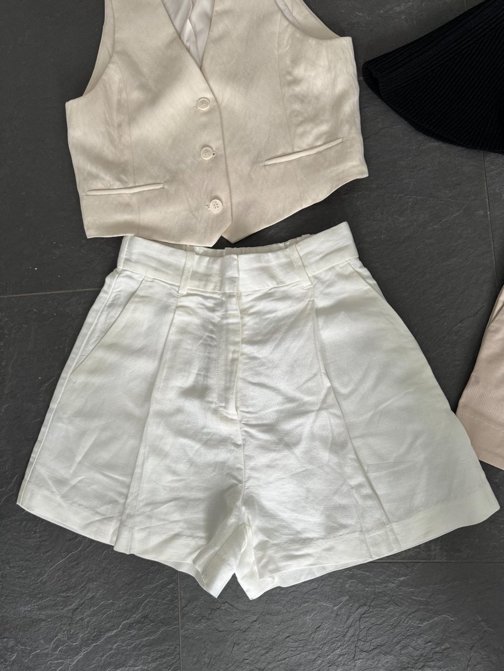 Kleiderpakete: 4 Stk. Damen Kleider Set Gr. 34 – Gebraucht aus Bonstetten von VCLS 3