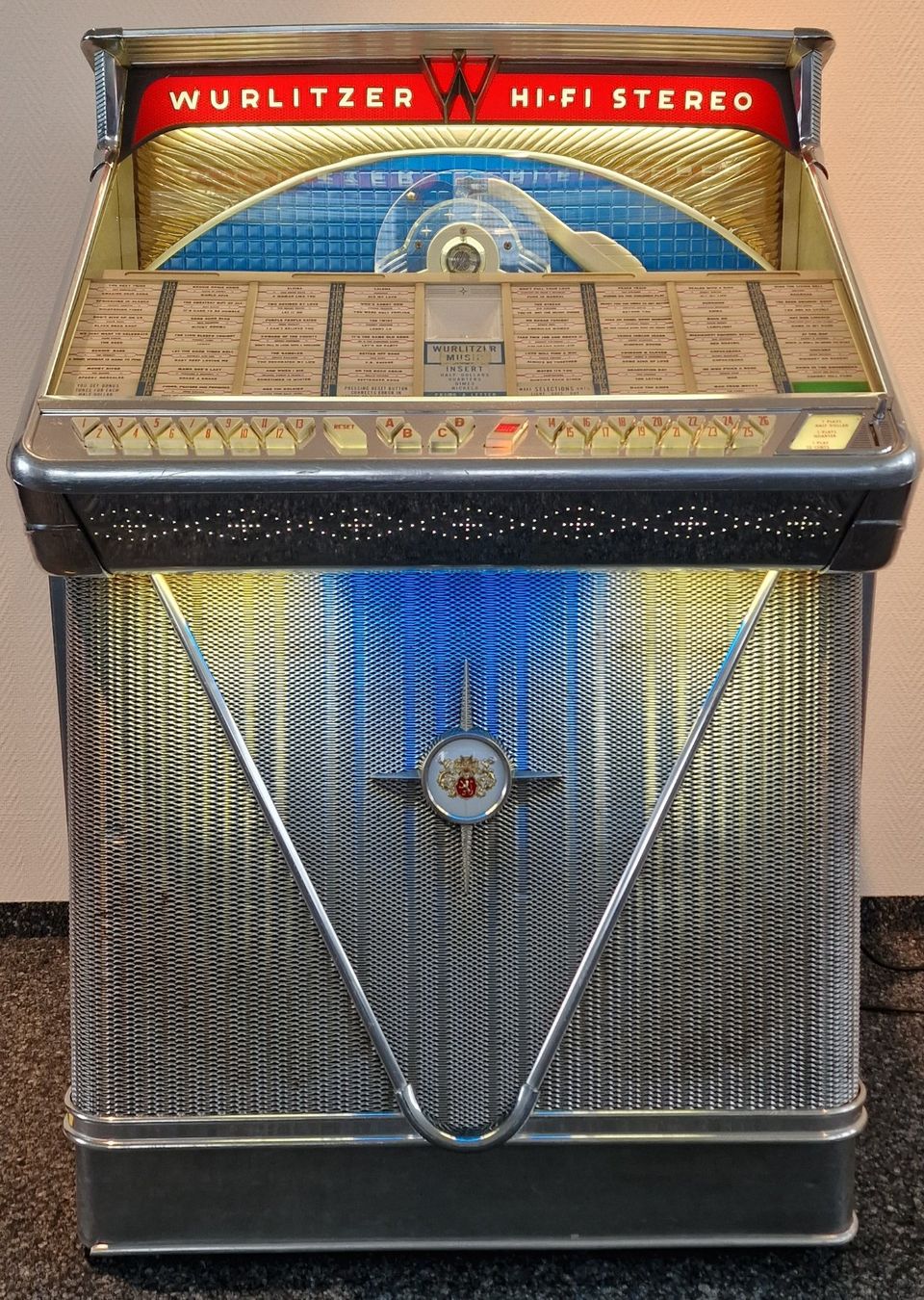 Wurlitzer Jukebox: Musikbox Jukebox Wurlitzer 2404 – Usato da Geroldswil venduto da jukeman