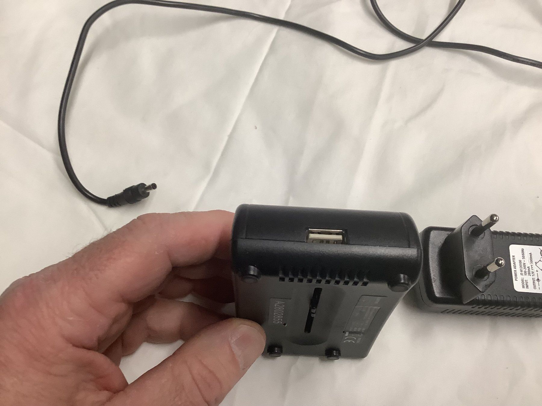 Hama Caricatori & Batterie: HAMA BATTERIEN LADEGERÄT – Usato da Glarus venduto da Mdelphi 9