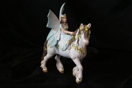 Schleich Fee Eyala auf Pferd