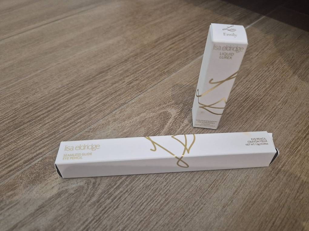 Maquillage: 2 Make-up Artikeln von LISA ELDRIDGE – Neuf avec emballage d'origine à Uerkheim par Pod23
