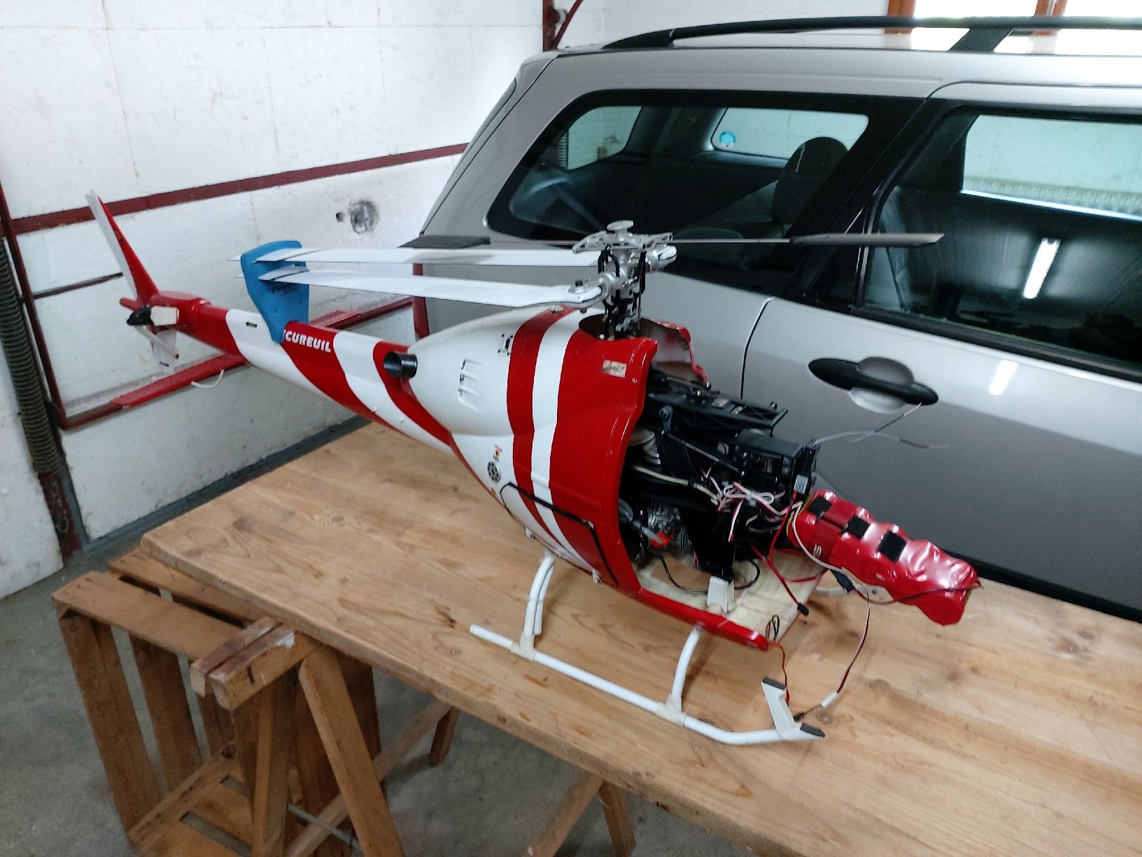 RC Modellbau: Écureuil RC avec mécanique Raptor E550  – Gebraucht aus Martigny von SteveHC1920 9