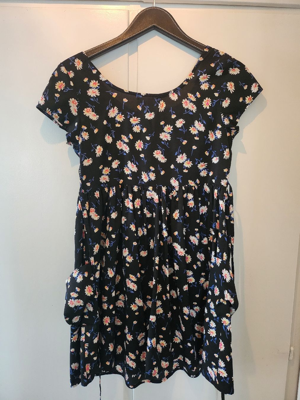 Vestiti: dress with pockets – Usato da Schlieren venduto da wik_69lh 3