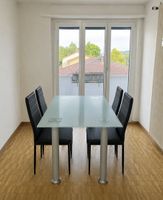 Esstisch aus Glas