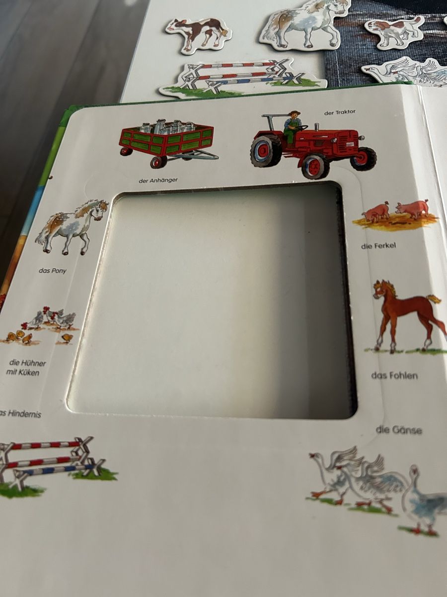 Livres: Kinderbuch mit Magnetfiguren – Neuf (Voir description) à Willisau par Geissbock11 2
