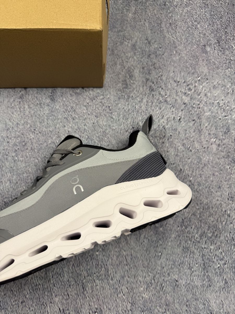 On Scarpe da uomo: Herren Turnschuhe On Cloudtilt LOEWE grau Grösse 44 – Nuovo (secondo la descrizione) da Luzern venduto da kim221080 3