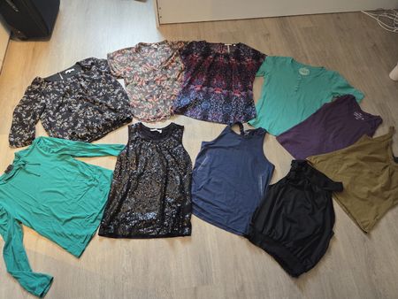 10x Damen Oberteile passend bei Grösse 40/42