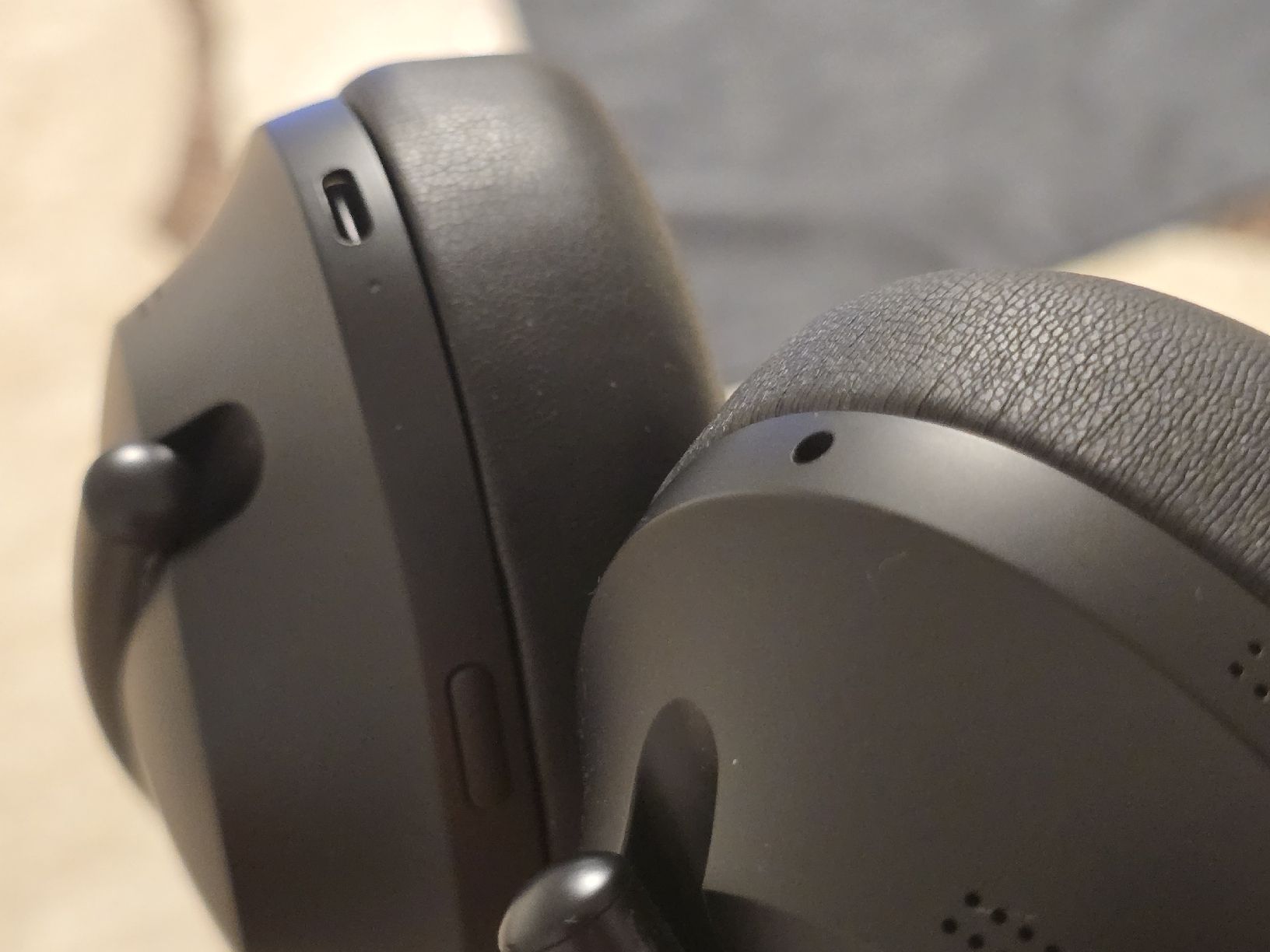 Bose Cuffie: Bose NC 700  – Usato da Basel venduto da Zait 2