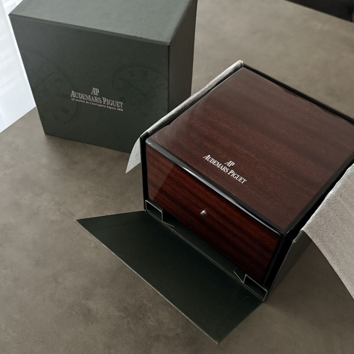 Scatole porta orologi: Audemars Piguet – Nuovo (secondo la descrizione) da Villmergen venduto da Swiss2011 1