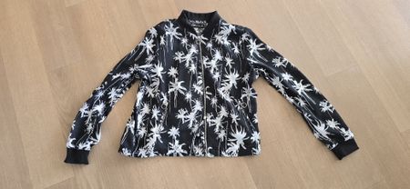 Blousonjäckchen