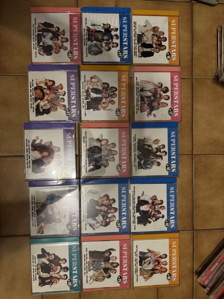 CDs: Collection CD Superstars 30 cd caisse 4 – Gebraucht aus Veyrier von kimedovapa 4