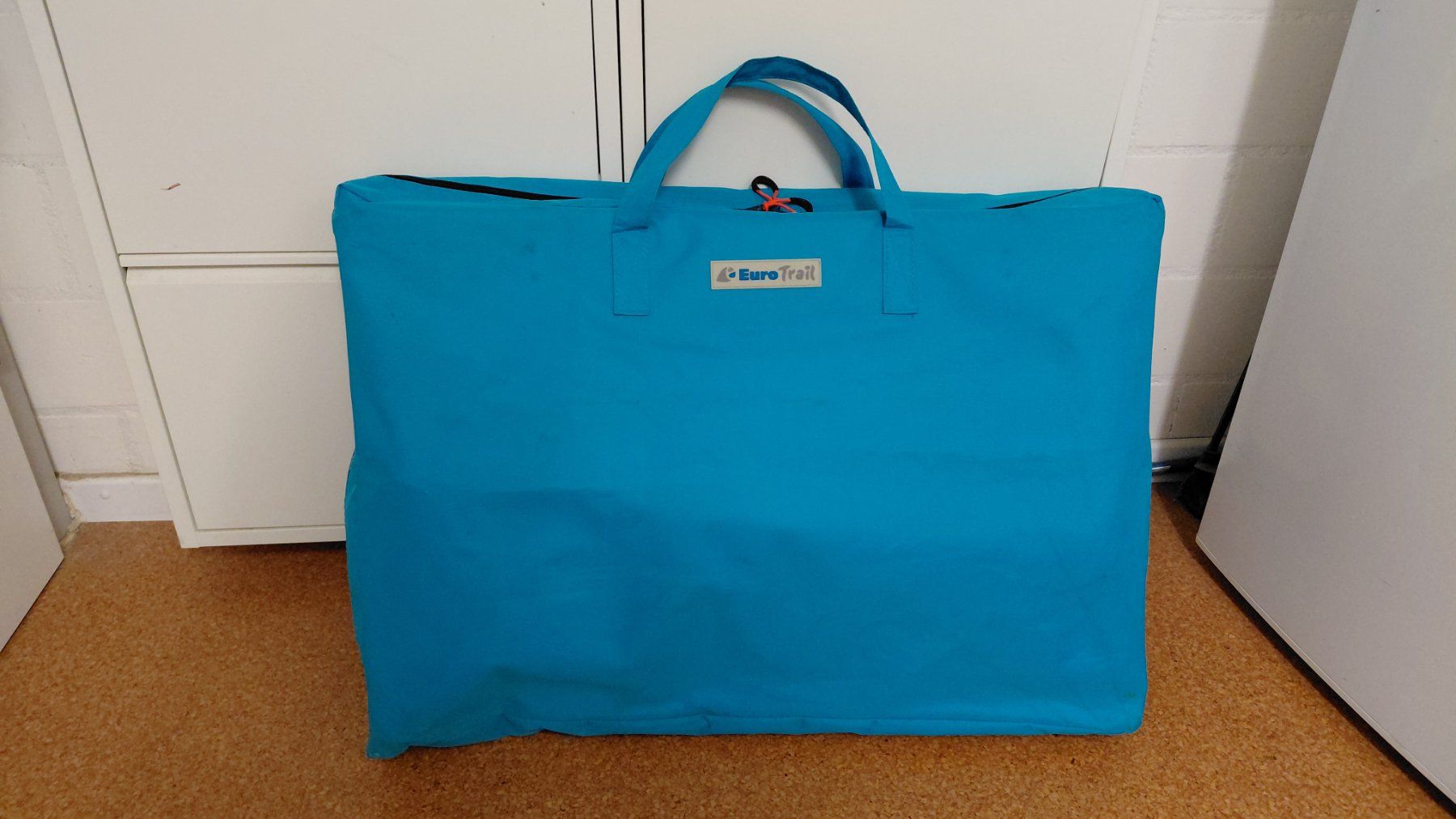 Schränke: Vorratsschrank verpackt in Tragtasche – Gebraucht aus Flawil von erh_g2bm 1