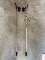 Bâtons de Nordic walking avec mitaines détachables
