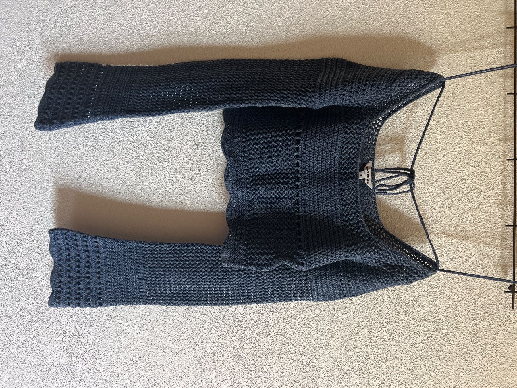 Pullover & Sweatshirts: Crochet crop sweater – Neu (gemäss Beschreibung) aus Zürich von ste_89cs