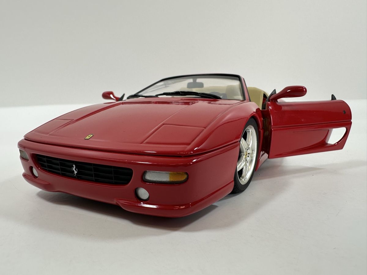 UT Models Modellautos: Ferrari F355 Spider 1:18, rot, UT MODELS – Gebraucht aus Zofingen von rf9_x2xt 8